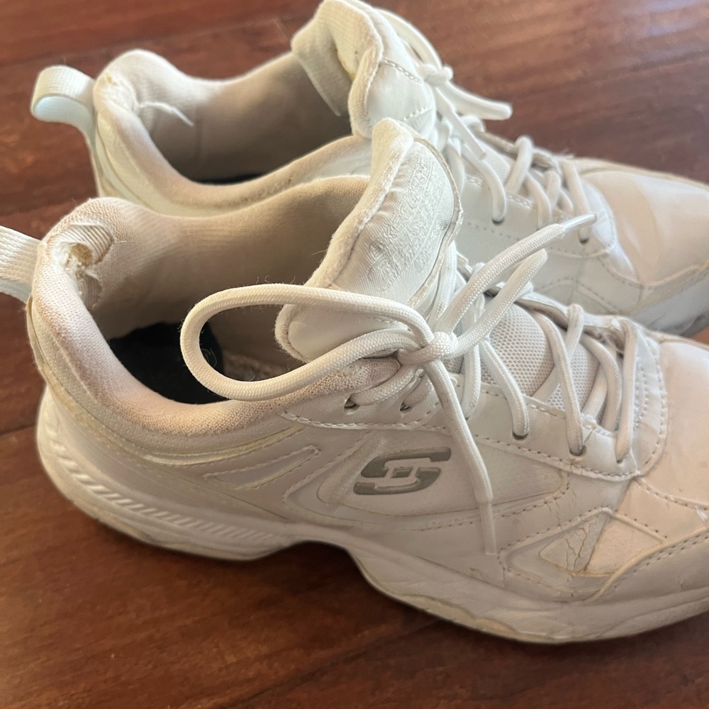 Used Hooters Sneakers Uniform Shoes